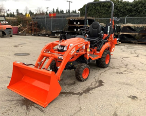 Meilleure offre : Mini-chargeuse sur pneus Kubota BX23S avec moteur diesel et moment de charge élevé - Product Image 1