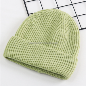 Streetwear Bonnets Chapeaux en tricot à revers brodés Vente en gros OEM Logo personnalisé Bonnets en tricot Chapeaux d'hiver Pakistanais Fabricant en vrac - Product Image 3