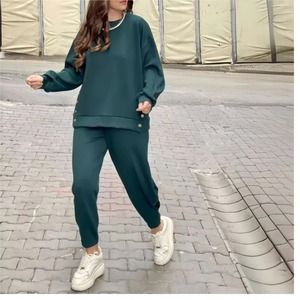 New Stylish Design New Women's Tracksuits Custom Casual Breathable 2 Piece Set 100% Cotton Wholesale Sweat Suits - Product Image 3