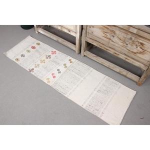 Tapis de 1,5 x 5,2 pieds, tapis turc vintage, tapis en laine abstrait blanc - Product Image 1