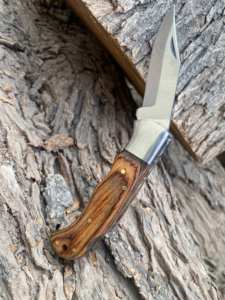 มีดพับใบมีดสแตนเลส พร้อมด้ามเหล็กและด้ามไม้ พร้อมซองหนัง - Product Image 3