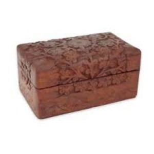 Caja de regalo de madera de lujo de alta calidad, caja tallada de estilo moderno hecha a mano con fábrica de barnizado al por mayor - Product Image 1