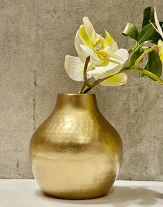 Florero de Metal Dorado de Lujo, Centro de Mesa Decorativo al por Mayor, Florero Moderno con Textura para Exhibición en el Hogar. Hotel y Oficina - Product Image 3