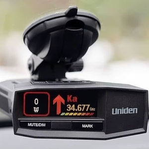 Increíble Radar Uniden R8 de Largo Alcance Extremo - Product Image 1