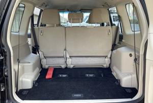 Venta de Mitsubishi Pajero MIVEC 3.5 2017, Automático, Turbo, Tracción en las Cuatro Ruedas, Volante a la Izquierda, 7 Asientos, Interior Claro, Asientos de Cuero, ACC, R20, SUV - Product Image 3