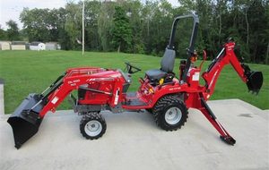 Mini Tractor Massey Ferguson de 12 HP, 4WD, Tractor Compacto Profesional, Construcción Duradera, Motor Potente, Ideal para Trabajos de Cuidado del Terreno - Product Image 2