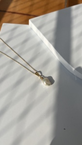 Pendentif personnalisable avec breloque chrétienne, perle d'eau douce, alliage plaqué or 18 carats avec pierre principale en perle, pour les fêtes - Product Image 5