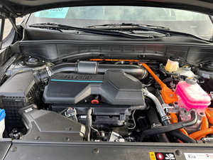 Kia Sorento Hybrid SX Prestige 2025 en parfait état - Product Image 2