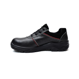 Ensemble de chaussures en cuir noir de qualité supérieure pour hommes, design élégant et semelle durable, chaussures en cuir noir de qualité supérieure pour occasions formelles - Product Image 4