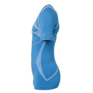 T-shirt uni de haute qualité ajusté Premium Gym avec tissu 100% polyester à rayures blanches, col rond, logo personnalisé, étiquette de cou intérieure - Product Image 4