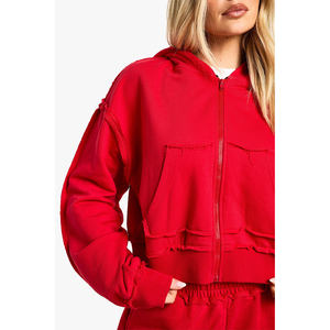 Vente chaude rouge 2 pièces femmes Reverse Loopback Boxy Crop Zip à travers Shorts survêtement ensemble à capuche et court ensemble de survêtement pour femmes - Product Image 3