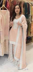 Vêtements indiens pakistanais de style moderne haut de travail cousu à chaîne avec broderie lourde Plazzo Dupatta pour fête d'été - Product Image 5