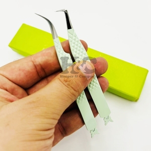 แหนบต่อขนตาแบบมืออาชีพ ดีไซน์รูปผีเสื้อ ผลิตจากสแตนเลส ทนทาน รับทำโลโก้ส่วนตัว ป้องกันแม่เหล็ก จับแน่น สำหรับขนตาแบบมิงค์ - Product Image 1