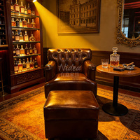 Ensemble de fauteuil Chesterfield et ottoman en cuir marron vintage de luxe, fauteuil club classique capitonné ergonomique pour salon, bureau à domicile