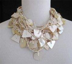 สร้อยคอทำด้วยมือเรซิ่นสำหรับสุภาพสตรีเครื่องประดับแฟชั่นอินเดียพร้อมสัญลักษณ์คริสเตียนสำหรับรุ่นธรรมชาติ - Product Image 4