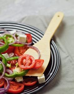 Ensemble d'ustensiles en bois de teck 100% naturel de qualité supérieure, comprenant une spatule antiadhésive, une fourchette à salade et des cuillères pour une utilisation en cuisine - Product Image 3