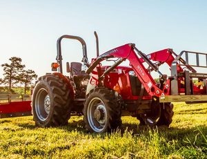 รถแทรกเตอร์มัสซีย์เฟอร์กูสัน 4WD ระดับมืออาชีพ - Product Image 5