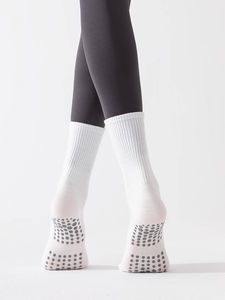 Anti-slip <b>Grip</b> <b>Socks</b> Best Quality for Unisex 100% Cotton Material Breathable Football Sports <b>Grip</b> <b>Socks</b> Sustainable Customized - Product Image 4