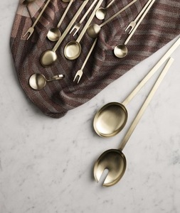 Ensemble de serveurs à salade en laiton moderne Poignée décorative Ustensiles de service de cuisine élégants pour la maison et le restaurant - Product Image 5