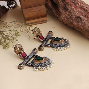 Boucles d'oreilles en argent oxydé bicolores, bijoux bohèmes faits à la main pour femmes, cadeau pour elle - Product Image 3