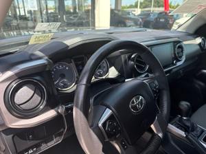 5ZT2SSGC9LE014449 Remolque de Viaje Usado de Grado Industrial 2020 18FQ con Cama Queen, Baño Completo y Cocina Pequeña, Autocaravana OEM - Product Image 3