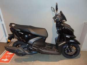 Motocicleta RayZR de Alta Calidad, 99 kg - Product Image 5