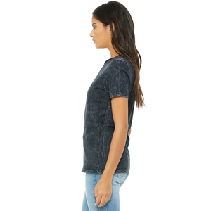 เสื้อยืดแขนสั้นพิมพ์ลายเบลล่า + แคนวาสสำหรับผู้หญิง, เสื้อยืดแขนสั้น CVC สี missy RING-spun Crewneck พร้อมแผ่นปะตกแต่งคอปกเสื้อ - Product Image 1