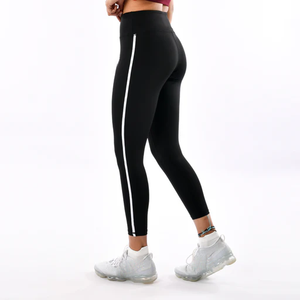 เลกกิ้งผู้หญิงสีพื้นเอวยางยืด สวมใส่สบายทุกวัน เลกกิ้งทรงเข้ารูป เนื้อผ้านุ่ม สัมผัสนุ่มสบาย เลกกิ้งเอวสูง - Product Image 4