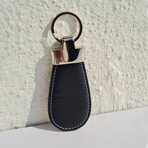 PU Leather Car Keychain with Stainless Steel Universal <b>Key</b> Fob Keychain Artificial Leather <b>Key</b> <b>Chain</b> <b>Holder</b> for Men and Women - Product Image 4