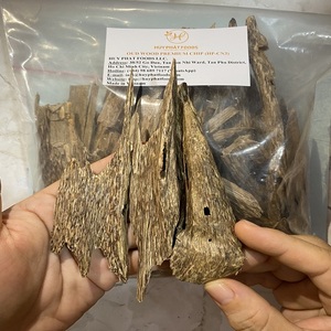 Hypnotic Agarwood: a Journey of <b>Scents</b> - Product Image 5