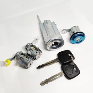 Cylindre <span class=keywords><strong>de</strong></span> serrure <span class=keywords><strong>de</strong></span> <span class=keywords><strong>coffre</strong></span> avec clés pour Toyota Corolla EE90 E9 87-92 OEM 69005-12740 - Product Image 4