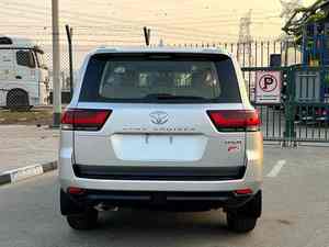 NOUVEAU 2025 TOYOTA LAND CRUISER GXR 4.0L 5 PLACES 0 KM 299 CV 6 CYLINDRES TRANSMISSION AUTOMATIQUE - Product Image 6