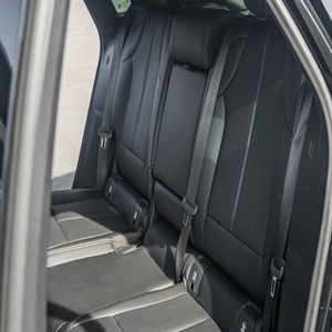 Cadillac Lyriq RWD 2023, boîte automatique de luxe, voiture intelligente super intelligente, titre propre, sans accident, faible kilométrage - Product Image 6