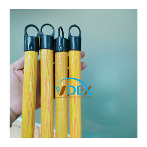 Palo de escoba de madera de eucalipto vietnamita Mango de escoba natural y juego de recogedor en nuevo color con embalaje de bolsa - Product Image 3