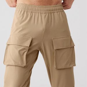 Pantalon tactique Ripstop pour l'extérieur et l'utilisation d'un matériau à séchage rapide avec poches cargo disponible en camouflage et couleur unie - Product Image 6
