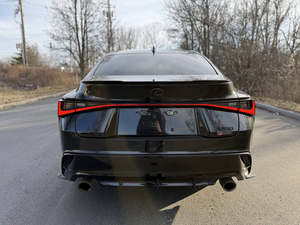 Increíble Lexus IS 350 F Sport AWD 2022 en perfectas condiciones con poco kilometraje en stock, ofrecido a una oferta increíble que no querrás perderte - Product Image 6