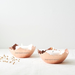 Tazón de vela de hierro martillado de diseño atractivo para luces de hogar y boda, cuencos de vela de Metal con acabado dorado decorado - Product Image 4