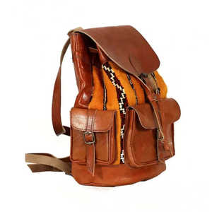 Kilim fait main et sac à dos en cuir-Design unique et durable - Product Image 3