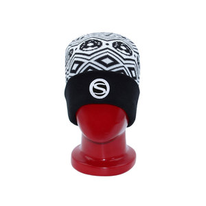 Bonnet tricoté personnalisé en gros – Usine de bonnets d'hiver chauds en acrylique pour hommes et femmes – Idéal pour les marques de vêtements streetwear et les détaillants - Product Image 2