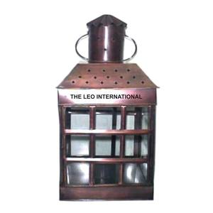 Farol Decorativo de Metal de Lujo con Detalles en Tono Blanco Brillante y Exhibición Colgante para Hogares Elegantes - Product Image 3