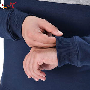 เสื้อกันหนาวกีฬาสวมหัวโอเวอร์ไซส์สีพื้นพิมพ์ลายแฟชั่นน้ำหนักเบา - Product Image 2