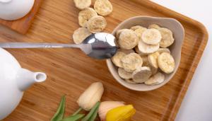 100% Original liofilizado dulce rodajas de plátano listo para comer FD proceso de secado envasado al vacío envasado a granel Darlac Farms Vietnam - Product Image 4