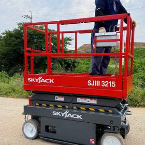 Plateforme de travail en hauteur à ciseaux électriques [Skyjack] - Équipement d'accès industriel alimenté par batterie - Élévateur de chantier - 250 kg - Product Image 1