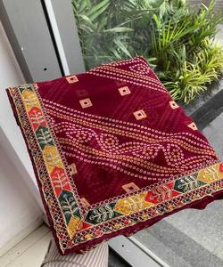 ผ้าซิ่นลายปักแบบใหม่ล่าสุด พร้อมผ้าคลุมไหล่แบบไม่เย็บติด สำหรับงานเทศกาลและงานปาร์ตี้ ราคาขายส่ง เสื้อผ้าพื้นเมือง สีแดงอมน้ำตาล ผ้าไหม - Product Image 2