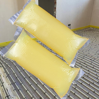 Adhésif thermofusible sensible à la pression pour panneaux composites d'isolation multicouche