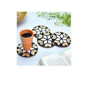 Posavasos de madera de nogal y arce negro Posavasos y alfombrillas de diseño de varios colores - Product Image 1