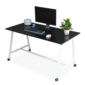 Escritorio Móvil Plegable FOS de 140x70cm, Escritorio Portátil de Madera con Patas de Hierro, Altura Ajustable para Dormitorio, con Almacenamiento - Product Image 1