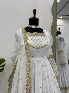 Bollywood célébrité Style blanc Anarkali robe élégante tenue de réception de mariage indien lourd brodé traditionnel vêtements ethniques - Product Image 2