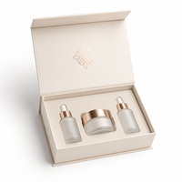 Boîte cadeau magnétique pliable personnalisée avec insert en aluminium pour flacon de parfum, ensemble de sérum de soin et emballage de montre