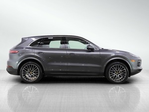 Cayenne Base 2021 d'occasion en bon état à vendre, exportations mondiales - Product Image 3